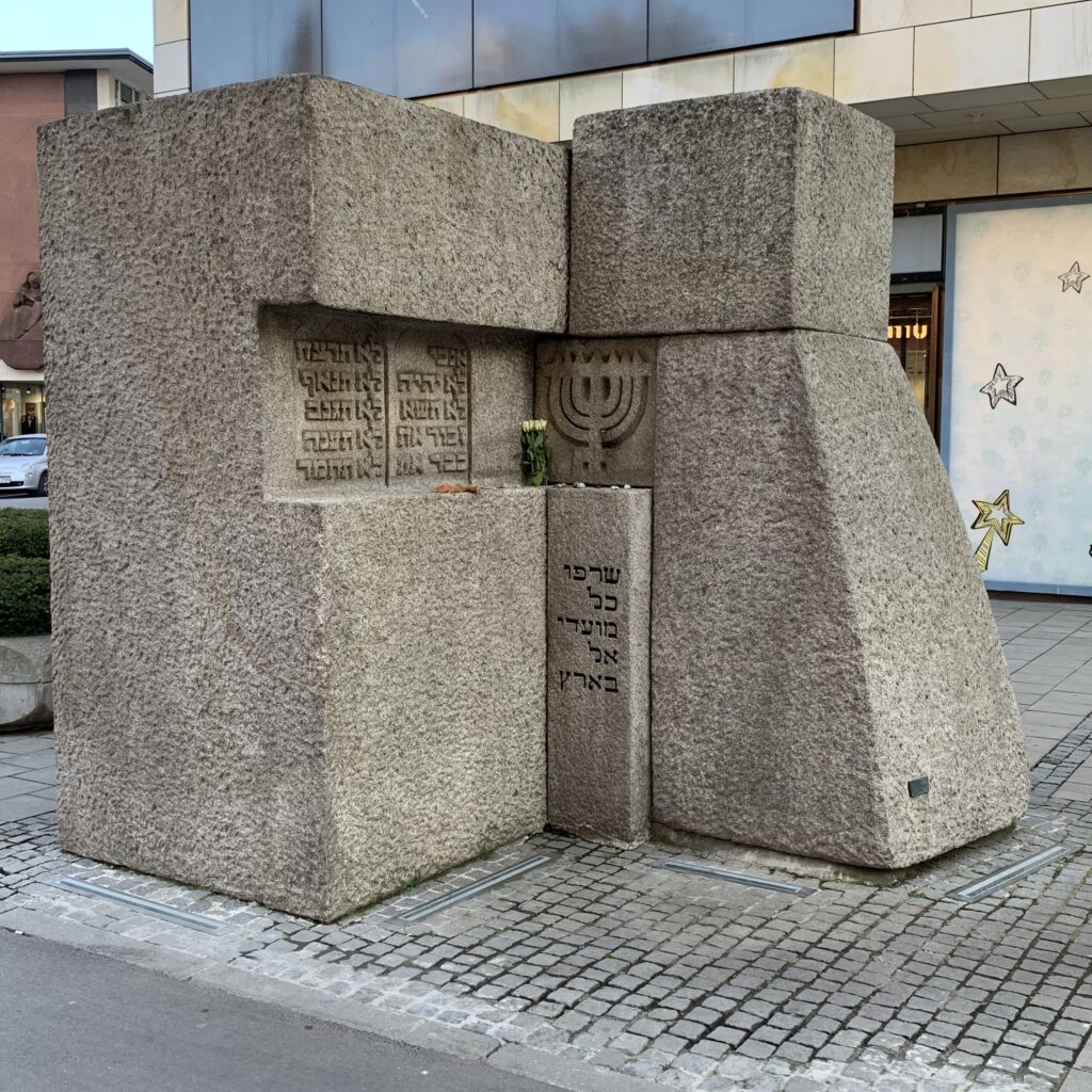 Gedenkstein für die alte Münchner Hauptsynagoge